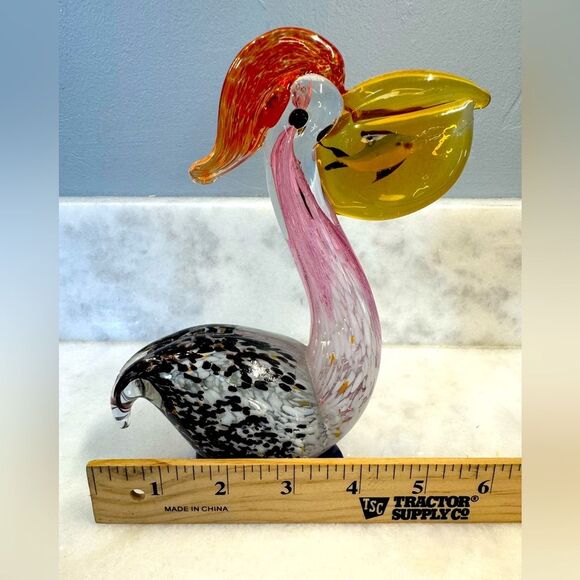 Italian Murano Style Blown Glass Pelican Paperweight With Fish In Bill - Picture 9 of 14